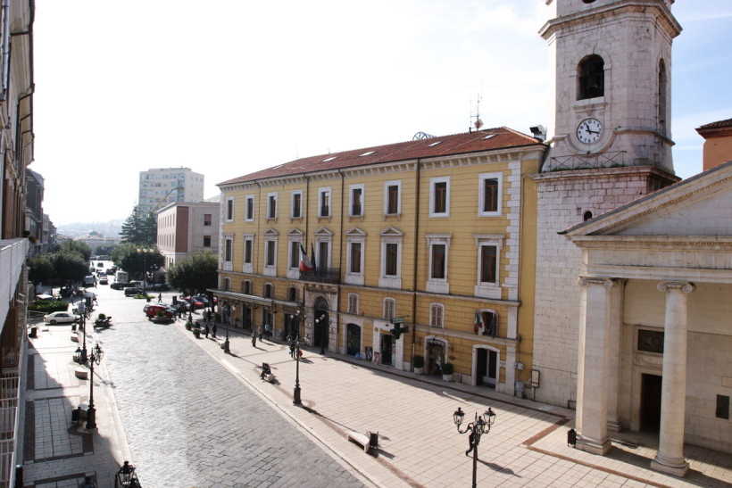 Corso di Laurea in Lettere e Beni Culturali - Campobasso ...