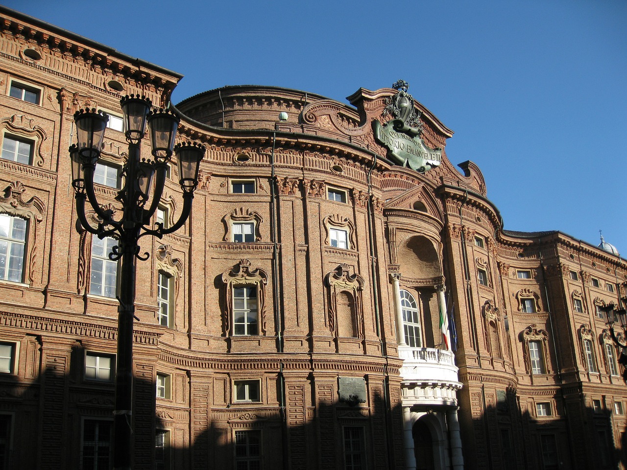 Corso di Laurea in Lingue e Culture per il Turismo - Torino - Corsi di